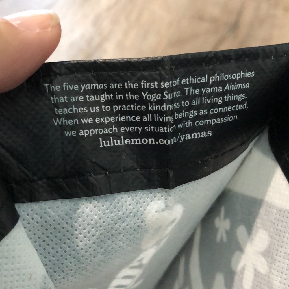 NEW! - LULULEMON Yoga YAMAS/NIYAMAS Reusable Shopping Bag Tote - Picture 4 of 10